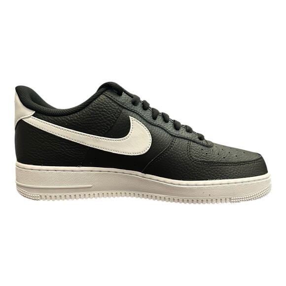 Nike Air Force 1 Low \'07 Black White Mens Size 11 CT2302-002 New Authentic